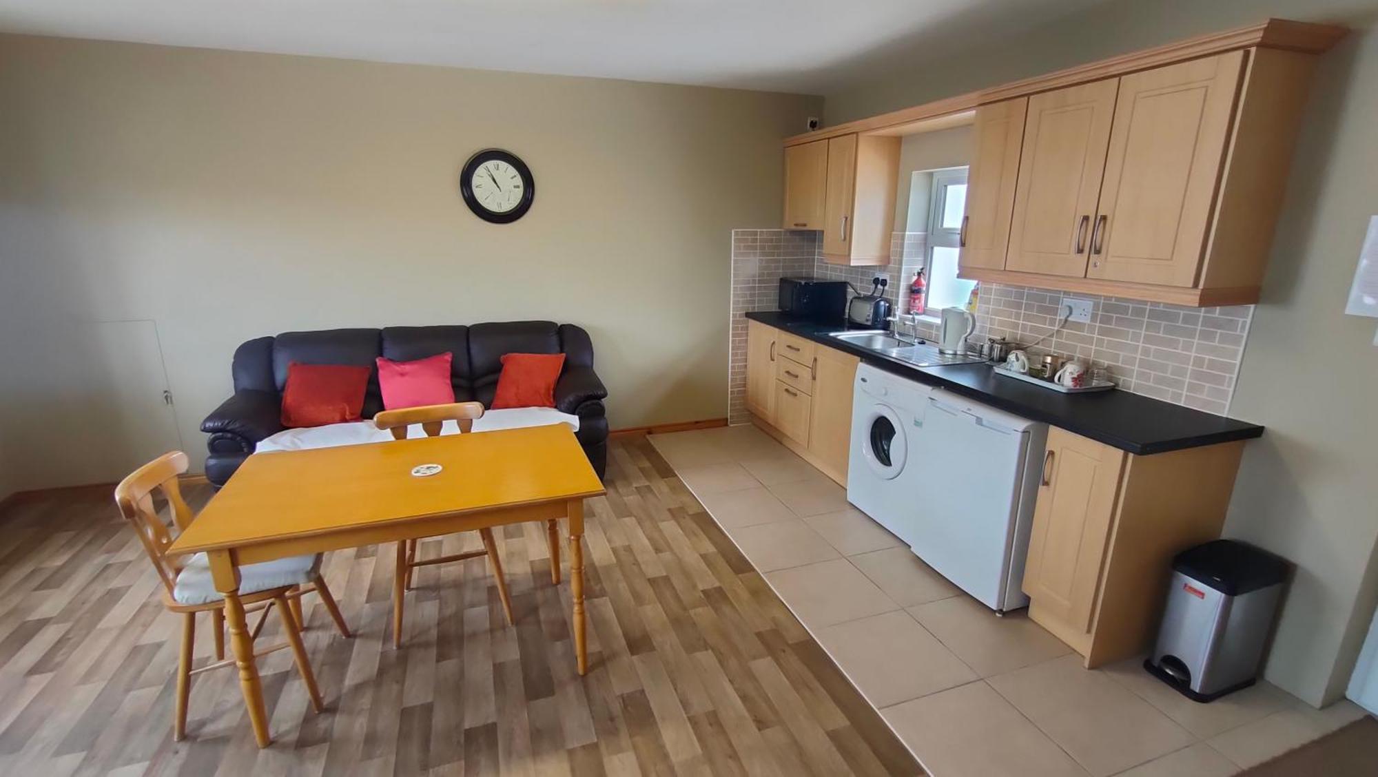 Danubio Guest Accommodation ดูนเบ็ก ภายนอก รูปภาพ